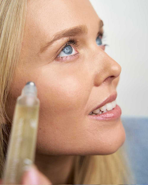 Aevi Eye Elixir cooling metal applicator – de-puffing eye treatment